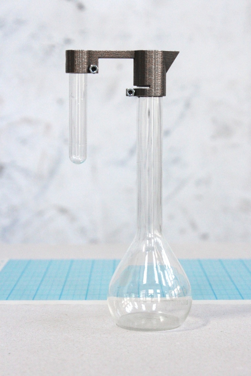 High decanter with stainless steel 3d print